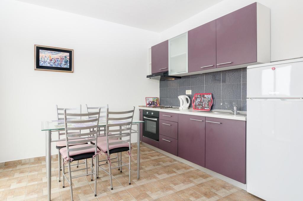Apartments Leo オレビック エクステリア 写真