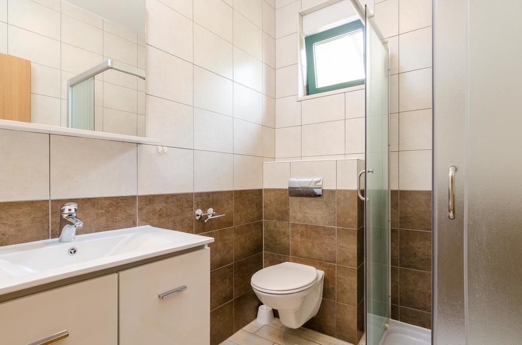 Apartments Leo オレビック エクステリア 写真